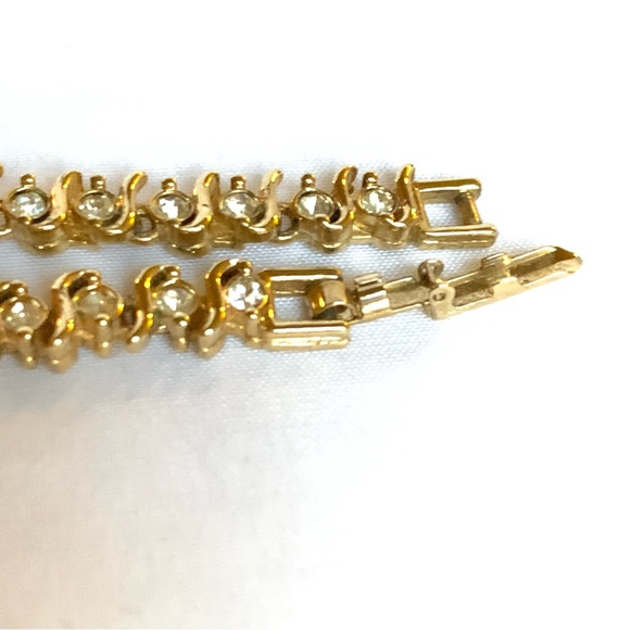 FANCY White Zirconias Stones On 10K Yellow Gold Plated Tennis Bracelet - Picture 7 of 10
